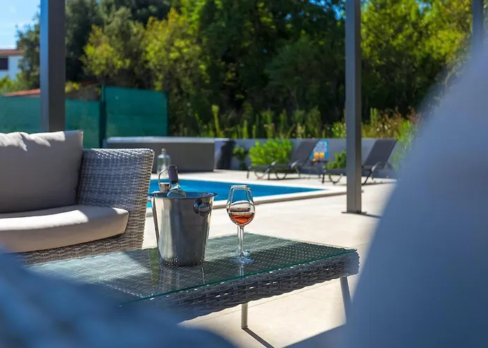 Sunshine Tea Vakantiehuis Pula