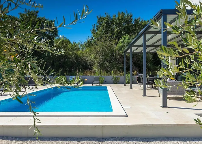 Vakantiehuis Sunshine Tea Pula