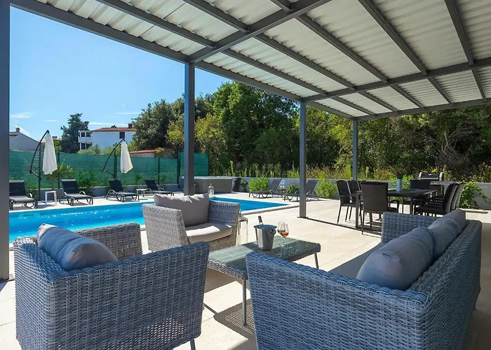 Vakantiehuis Sunshine Tea Pula