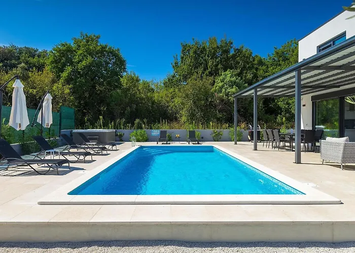 Vakantiehuis Sunshine Tea Pula