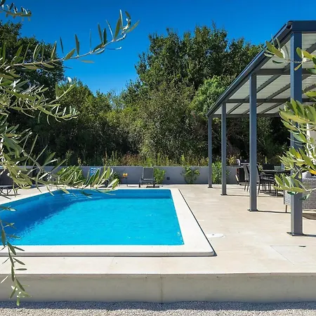 Holiday home Sunshine Tea Pula