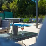 Sunshine Tea Holiday home Pula