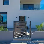 Sunshine Tea Holiday home *